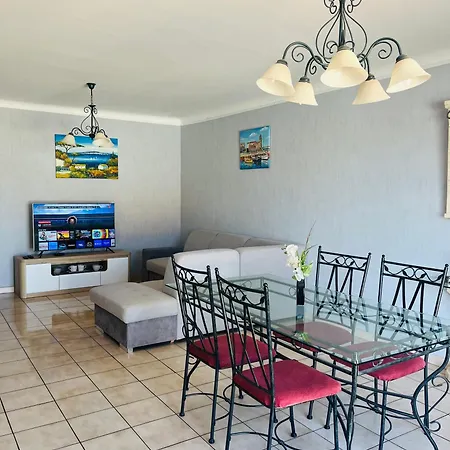 Charmante Avec Piscine * קאנט אן רוסיון