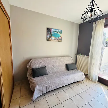 Charmante Avec Piscine בית נופש